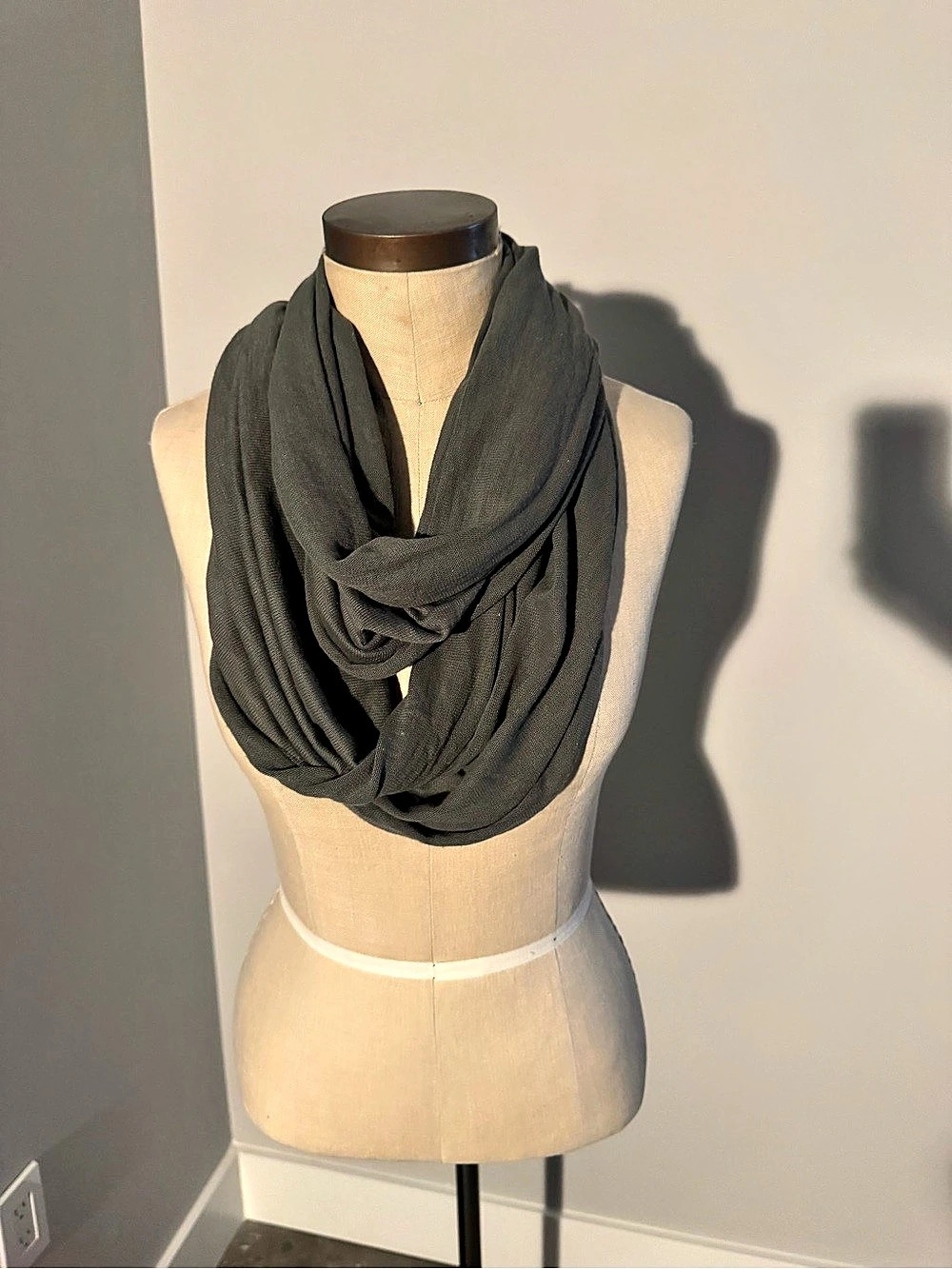 Look Gray Infinity Scarf Like New